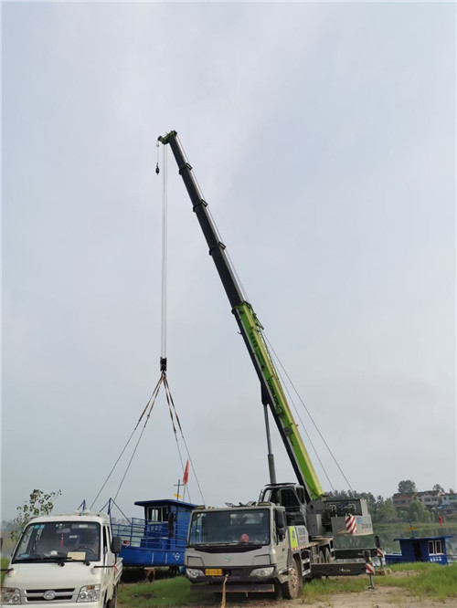 天津市桥梁建设吊装案例